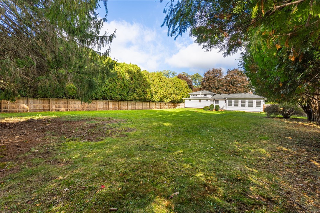 39 Peck Road, Greece, NY 14468