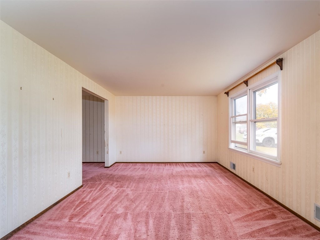 61 Wheatfield Circle, Perinton, NY 14450