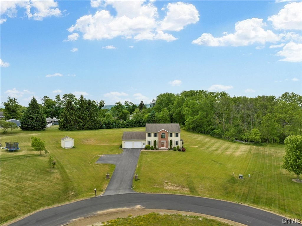 215 Wentworth Drive, Vernon, NY 13421