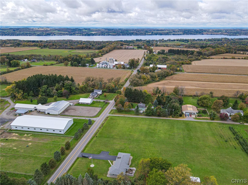 1939 Coon Hill Rd, Skaneateles, NY 13152