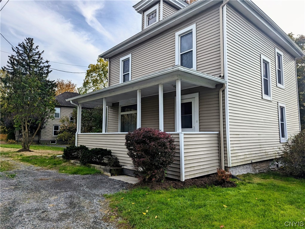 Sold 4925 Fayetteville Manlius Road, Manlius, NY 13104 3 Beds / 1