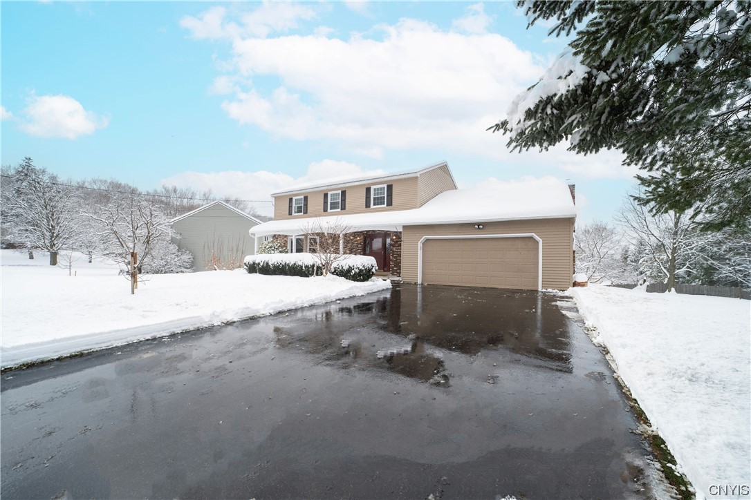 105 Richard Road, Syracuse, NY 13215, Strathmore