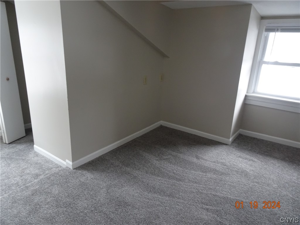 413 W Elm Street, OneidaInside, NY 13421