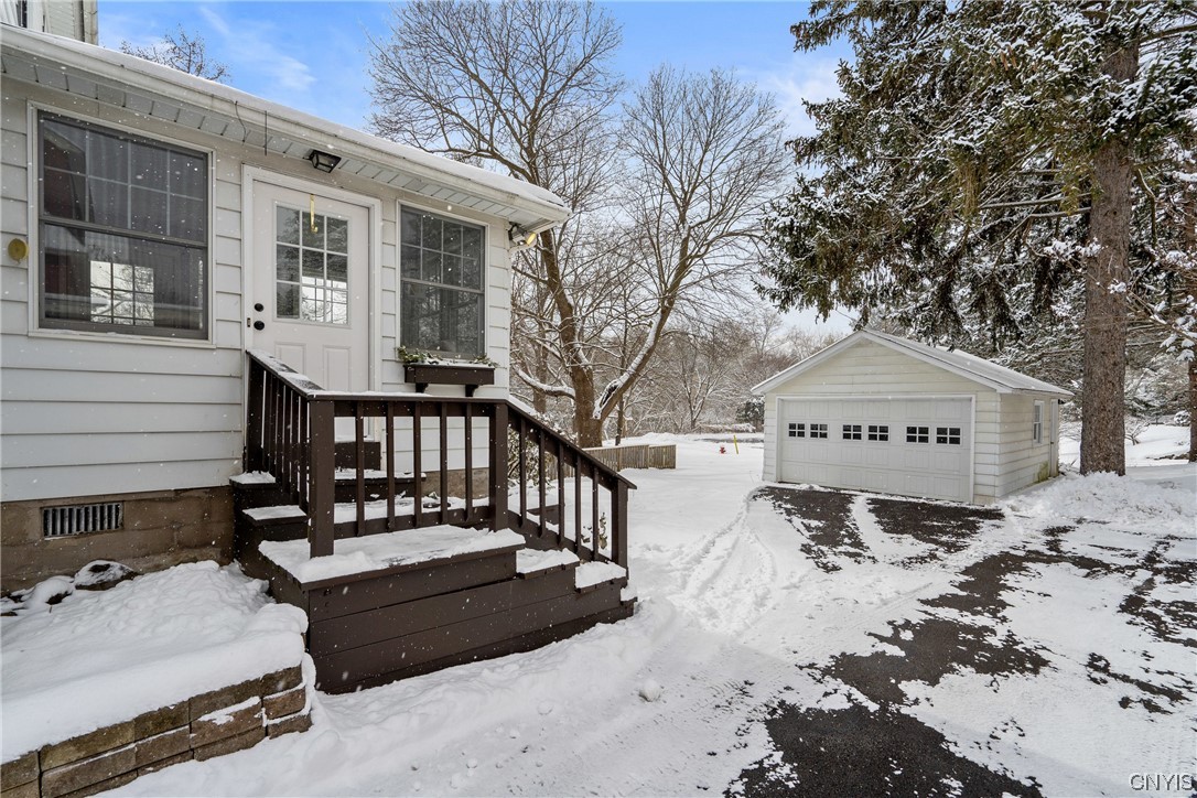 212 Cornwall Drive, Dewitt, NY 13214