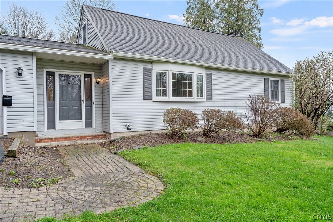 2654 Falls Road, Marcellus, NY 13108