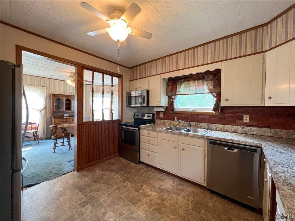 Sold 229 Primo Avenue, Sherrill, NY 13461 3 Beds / 1 Full Bath