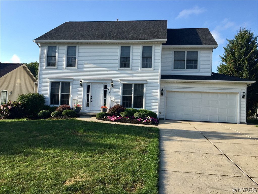 Sold 6515 White Oak Way, Hamburg, NY 14085 4 Beds / 3 Full Baths / 1