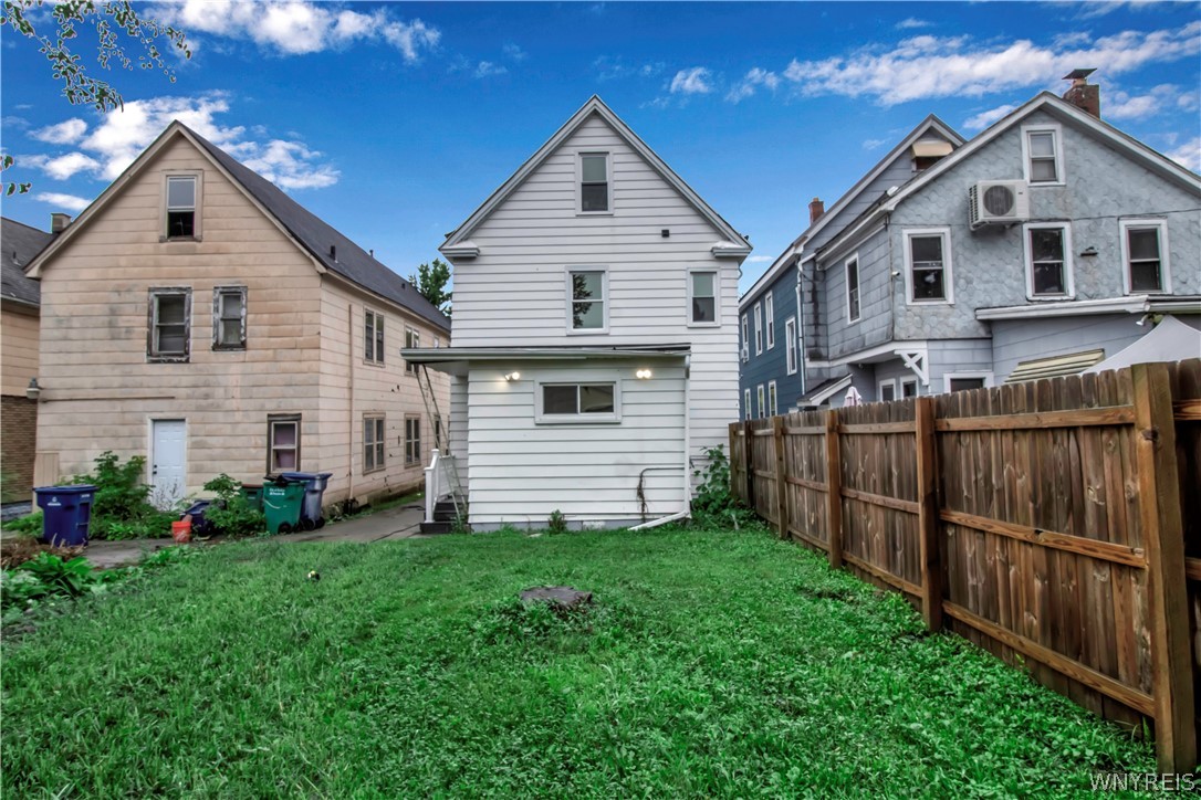 Sold 197 Grote Street, Buffalo, NY 14207, Black Rock 3 Beds / 2 Full