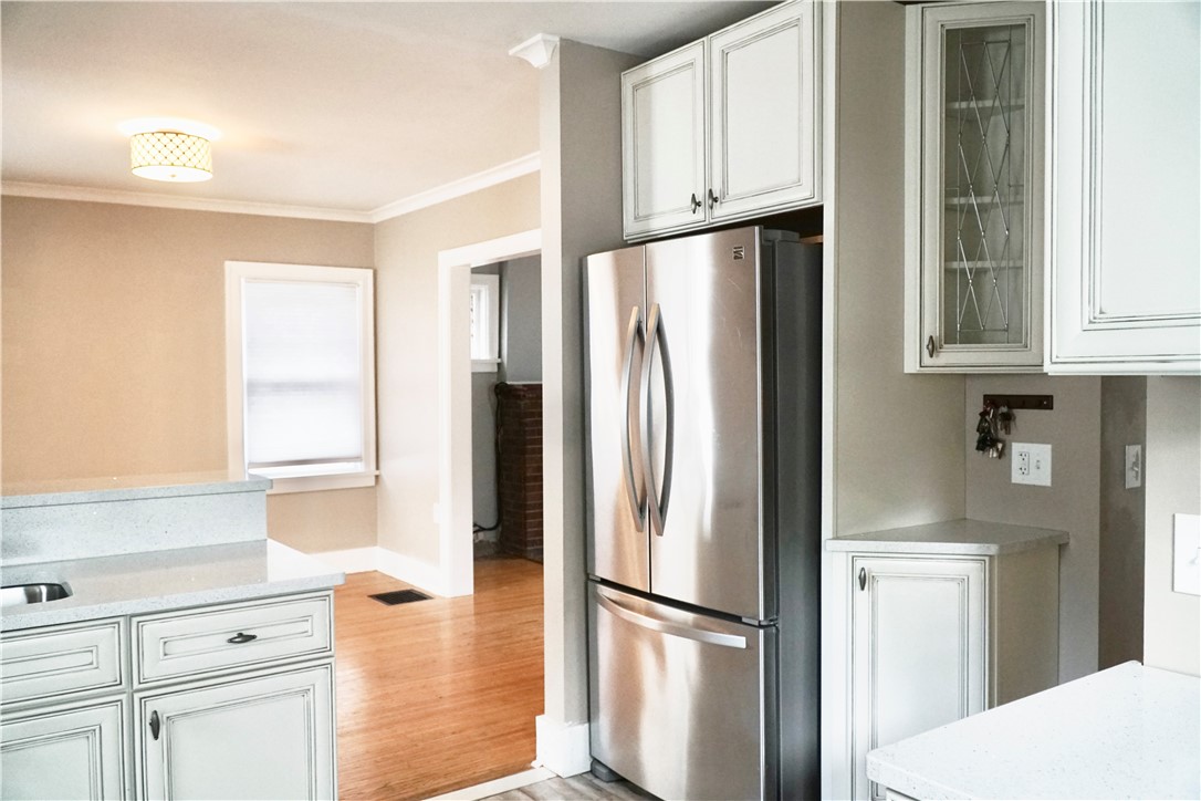 Sold 124 Rossiter Road, Rochester, NY 14620, Strong 3 Beds / 2 Full