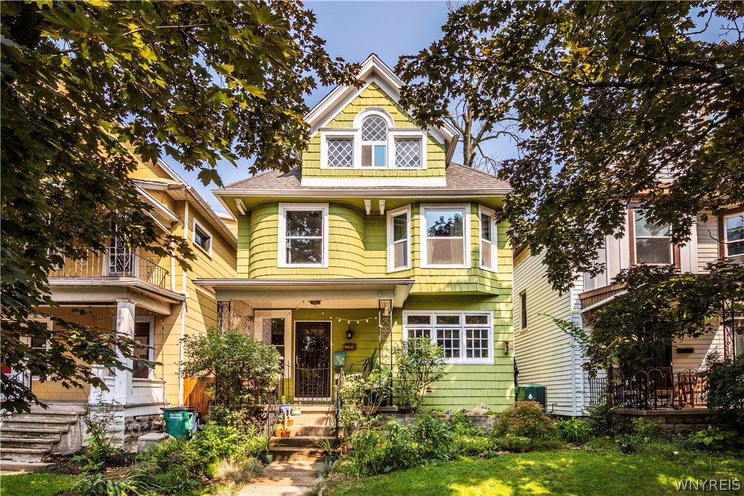Sold 374 Bird Avenue, Buffalo, NY 14213, West Side 3 Beds / 1 Full