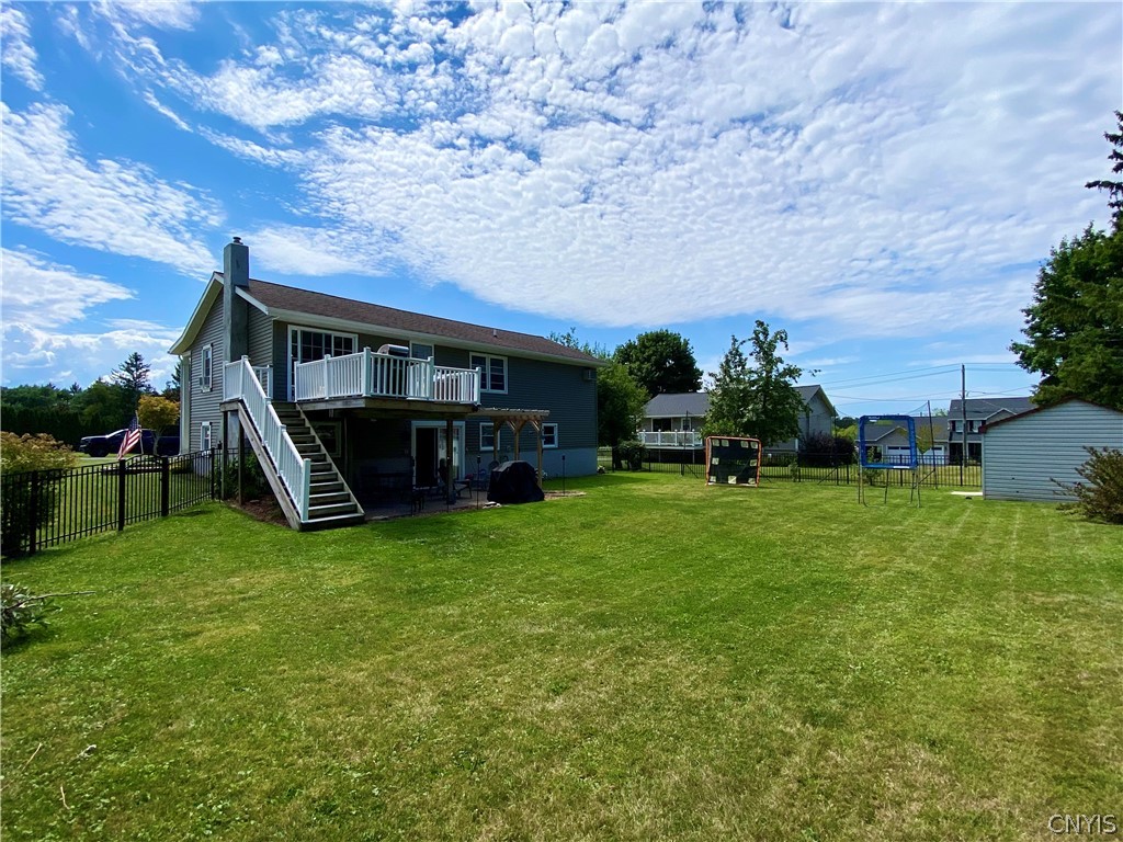 Sold 10 Foxcroft Circle, NY 13021, Auburn 4 Beds / 2 Full