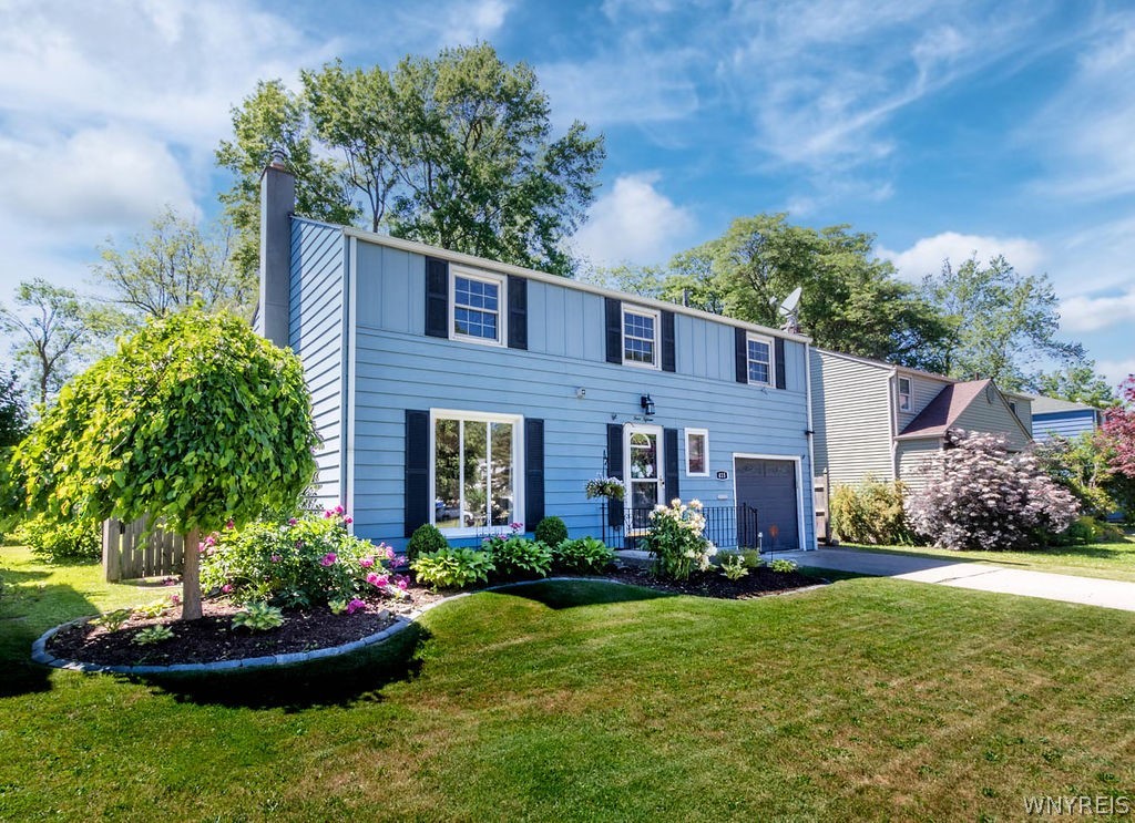 415 Roycroft Boulevard, Amherst, NY 14226