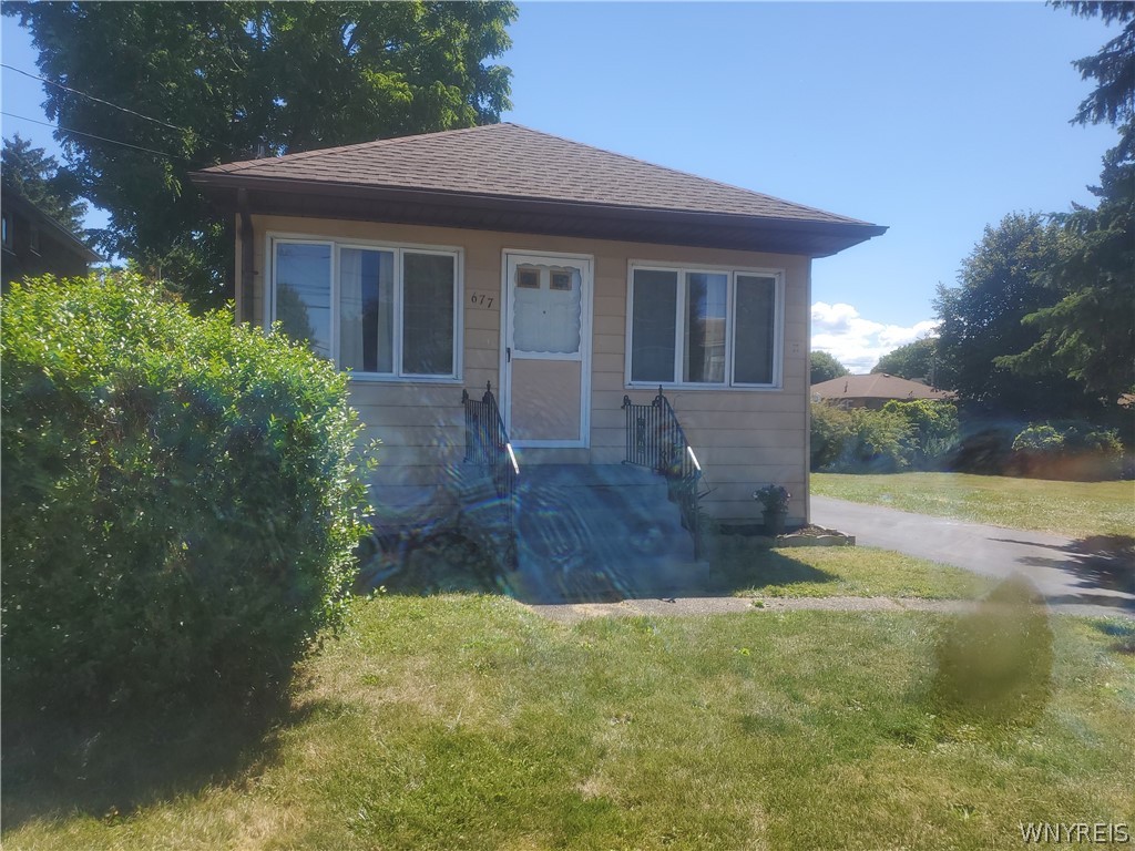 Sold: 677 Harlem Road, West Seneca, NY 14224 | 2 Beds / 1 Full Bath ...