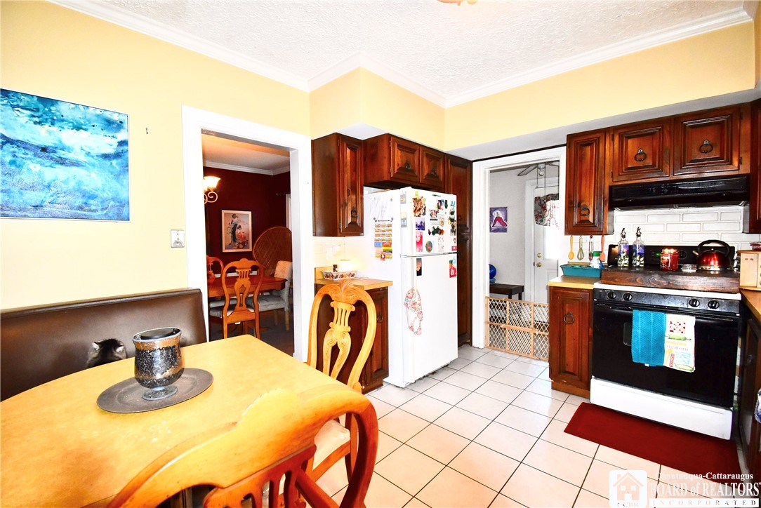 20 Alton Place, Jamestown, NY 14701