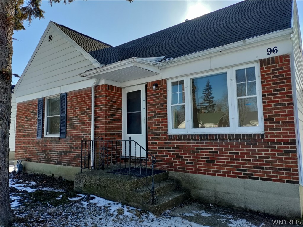 96 Jasper Drive, Amherst, NY 14226