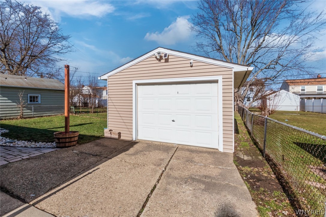 372 Harrison Avenue, TonawandaTown, NY 14223