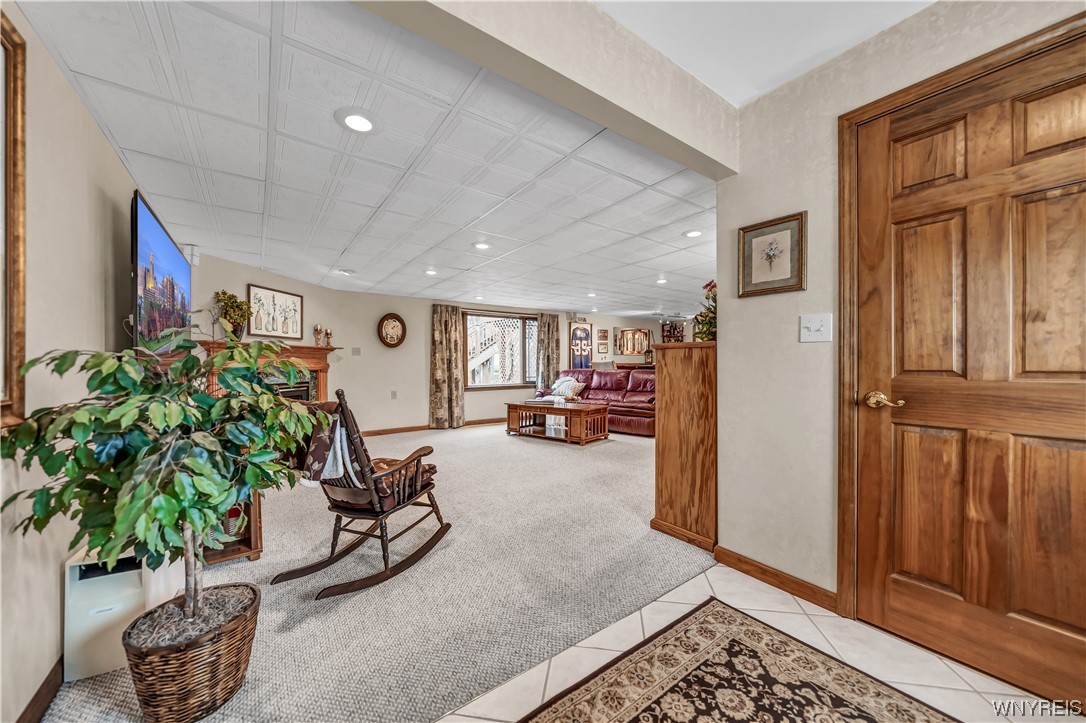 223 Summit Avenue, West Seneca, NY 14224