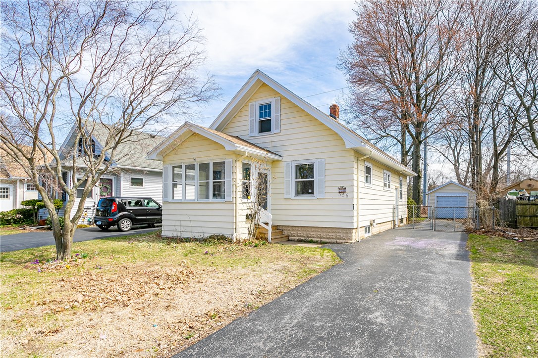 Sold 356 Bennington Drive, Greece, NY 14616 4 Beds / 1 Full Bath