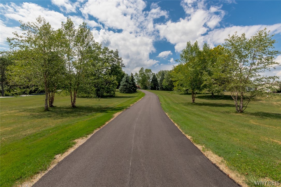 2950 Four Rod Road, Marilla, NY 14052