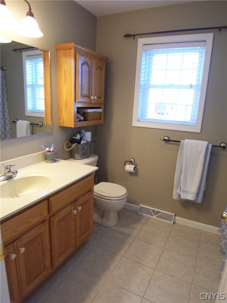 193 Driftwood Drive, OneidaInside, NY 13421