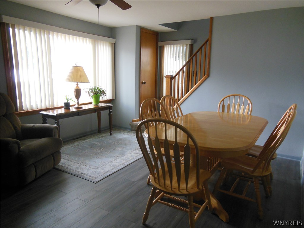 10 Lyndale Court, West Seneca, NY 14224