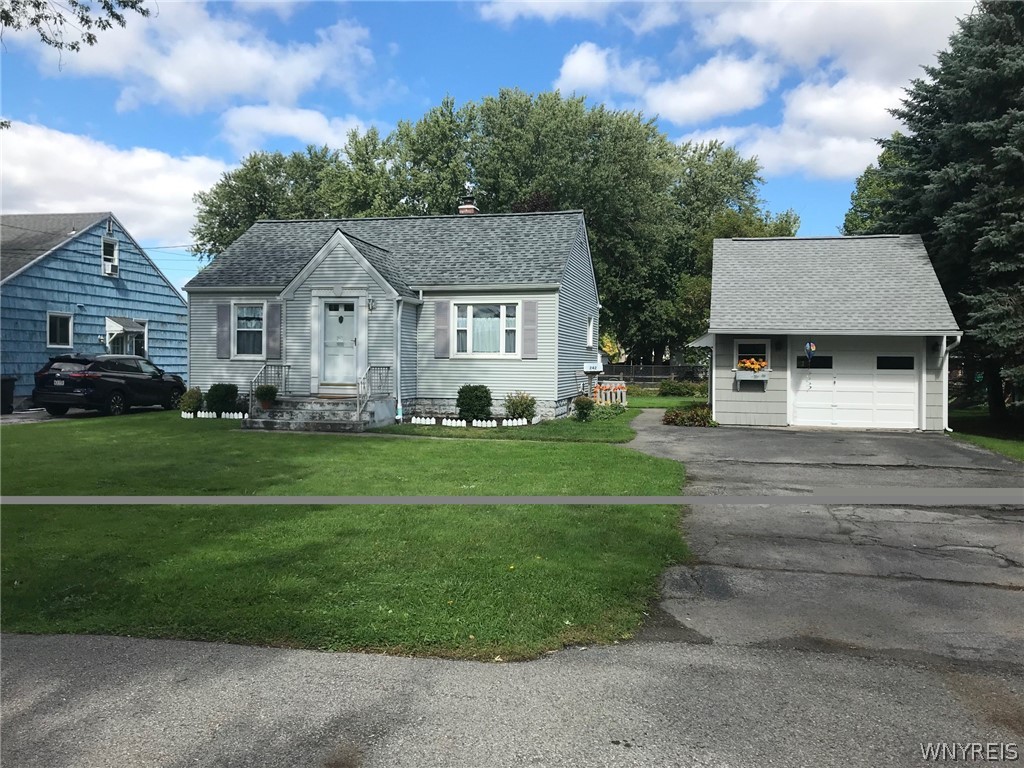 Sold 242 North Avenue, West Seneca, NY 14224 2 Beds / 1 Full Bath