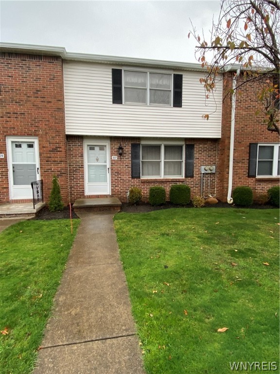 Sold 337 Wimbledon Court, West Seneca, NY 14224, West Seneca 2 Beds / 1 Full Bath / 1 Half